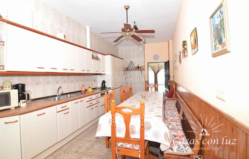 Foto 3023bc58-0fbc-45d3-9dbc-9e39f47782c7. Casa a schiera con piscina in Peñaflor Zaragoza