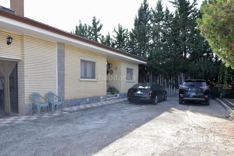 Foto 3e1af5d3-e93c-413f-88e1-cd91b5eb59c8. Casa a schiera con piscina in Peñaflor Zaragoza