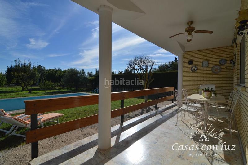Foto 4f66bd30-24d3-4e13-858a-e1fa54669c7d. Casa a schiera con piscina in Peñaflor Zaragoza
