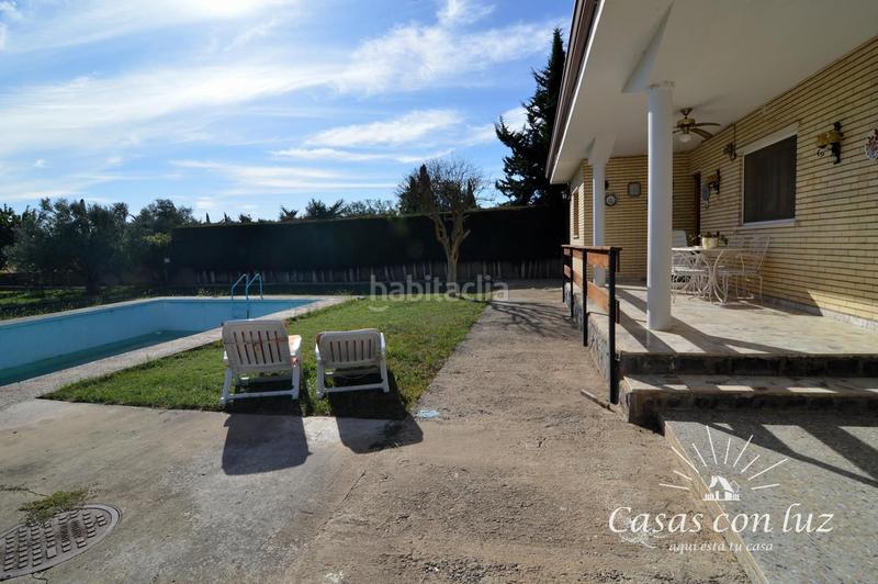 Foto 52d2fc2e-d54e-444e-bc2a-b33c26b755a1. Casa a schiera con piscina in Peñaflor Zaragoza