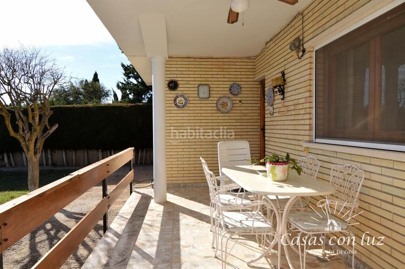 Foto 8edf33bd-d97f-4b05-a46b-4b87a5f66c29. Casa a schiera con piscina in Peñaflor Zaragoza