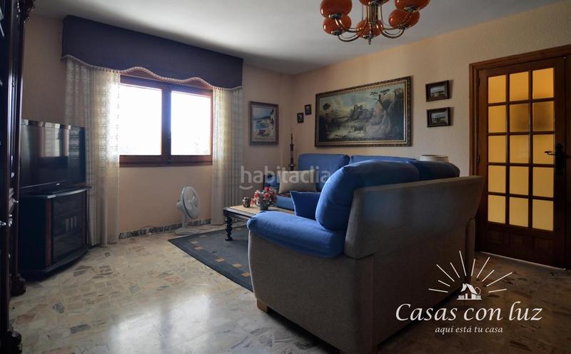 Foto ae15115d-8d78-4325-baaa-cd62440ec506. Casa a schiera con piscina in Peñaflor Zaragoza