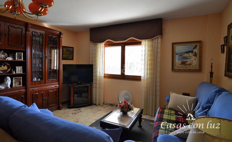 Foto c4fd13b8-5897-4451-880c-39232f5438c9. Casa a schiera con piscina in Peñaflor Zaragoza