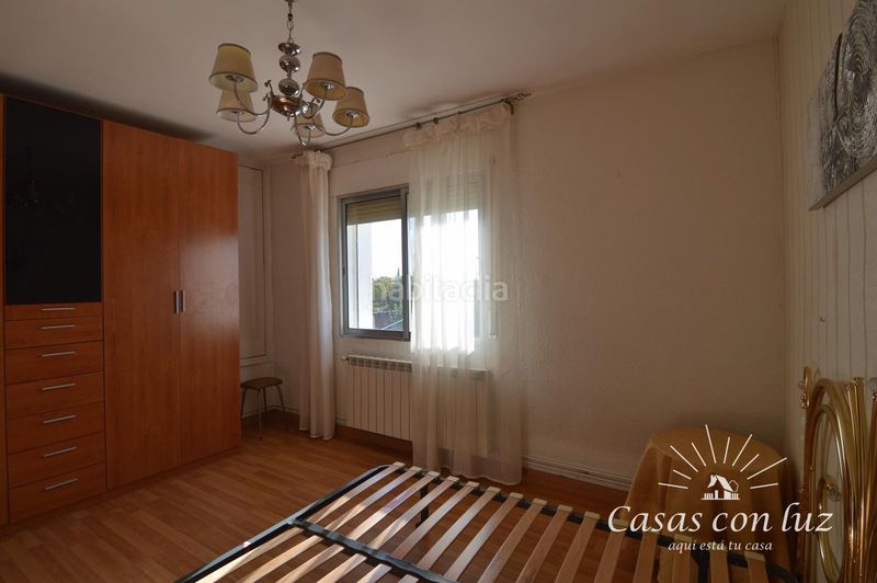 Foto 5662964b-0213-4336-bf21-f12da74b46de. Casa amb calefacció a Garrapinillos Zaragoza