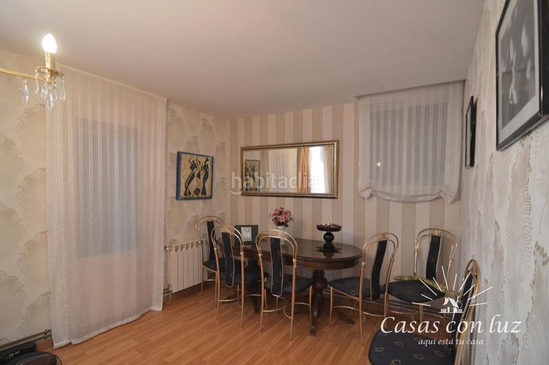Foto 6c6d2f7c-3a0a-46e8-ace6-630b0c66f189. Casa amb calefacció a Garrapinillos Zaragoza