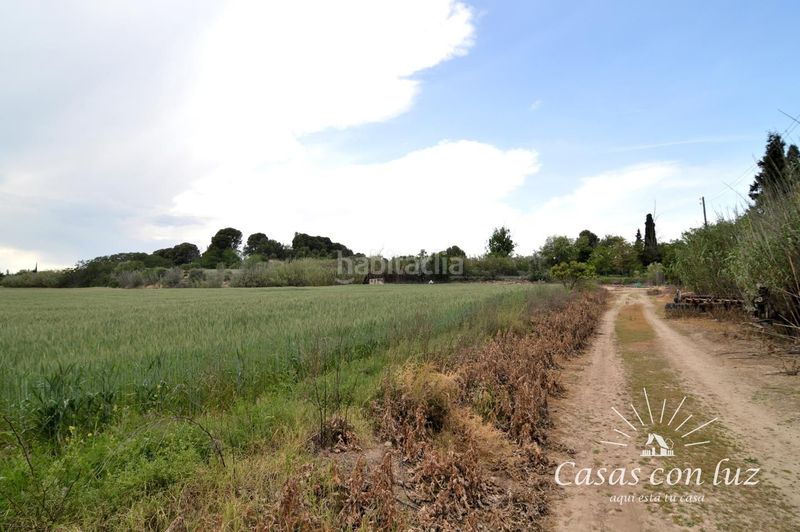 Foto 1c872df3-979b-4b40-9b71-a9269539fffc. Finca rústica a Garrapinillos Zaragoza