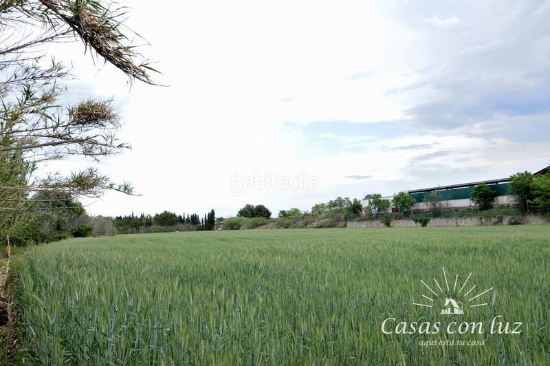 Foto 526d2310-79d4-4842-9593-cd125845ae62. Finca rústica a Garrapinillos Zaragoza