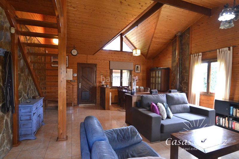 Foto 075e90cc-ad75-46e9-9247-4a3f7ed8dd93. Casa amb calefacció piscina a Garrapinillos Zaragoza
