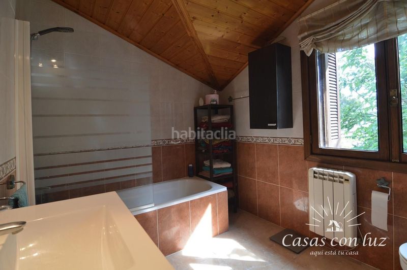 Foto 361df178-fe60-4a5a-891a-dd4a2d1eeb9d. Casa amb calefacció piscina a Garrapinillos Zaragoza