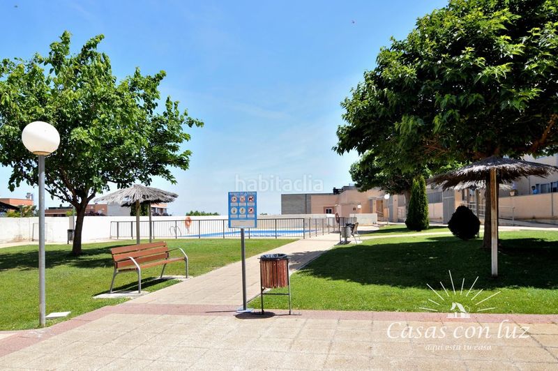Foto f77274e8-cb52-481a-a4d4-85e21f1332ce. Dúplex amb calefacció aparcament piscina a Cadrete