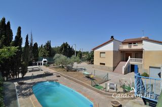 Casa  Camino acequia  cano. Chalet independiente en garrapinillos