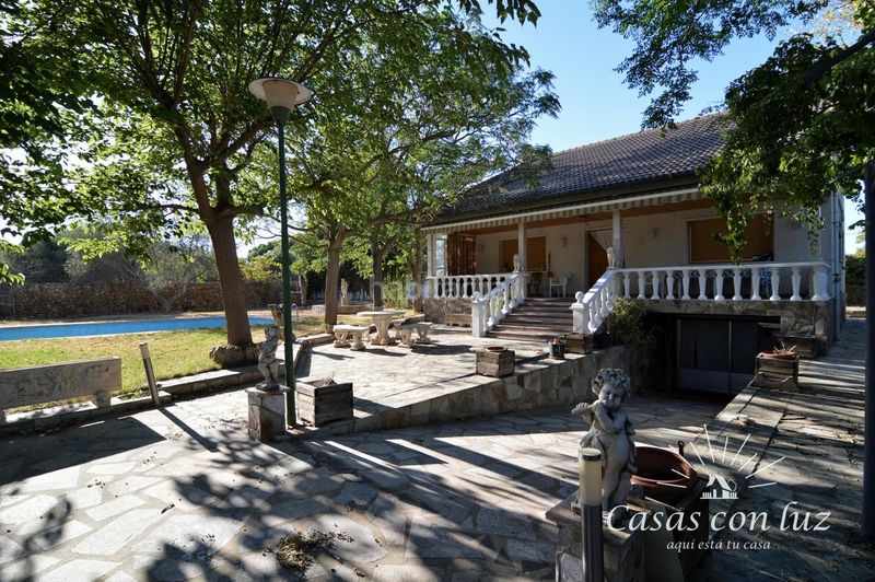 Foto 9009b787-6eea-4b3d-9a1b-385a351c953b. Casa amb calefacció piscina a Garrapinillos Zaragoza
