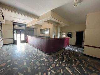Local commercial à Lutxana - Llano. Local de 118 m² para reformar