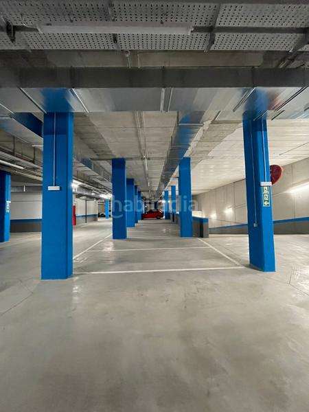 Foto 45d4c3d1-f4af-47e1-81de-70c1eb7fd032. Autoparkplatz in Lutxana - Llano Barakaldo