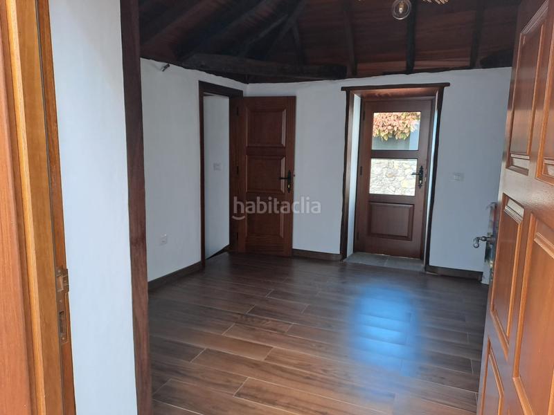 Foto 0a6ed723-469c-47d6-a4d6-b0d5269c365a. Casa a Los Realejos pueblo Realejos (Los)