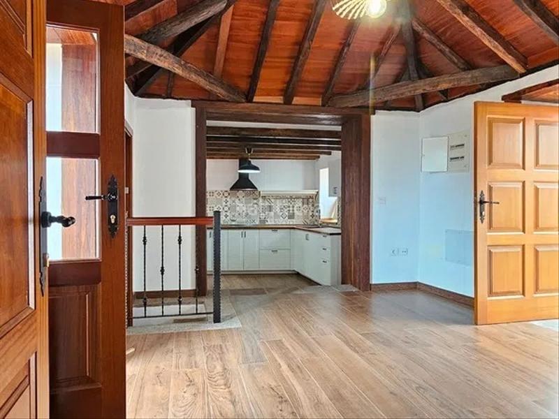 Foto 2ad4c2c1-fdbd-4ebf-8bf9-80854aef2e97. Casa a Los Realejos pueblo Realejos (Los)