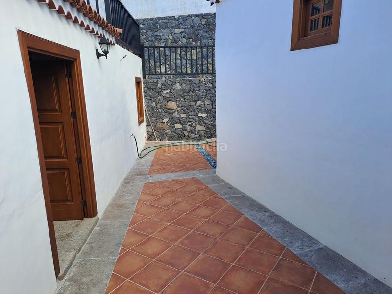 Foto d78cf9b4-595b-4682-b8bf-a2821ffeb63e. Casa a Los Realejos pueblo Realejos (Los)