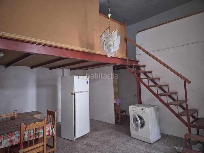 Foto a8ca34da-8a30-42cb-ad36-fb686156b071. Edifici a Guía de Isora interior Guía de Isora