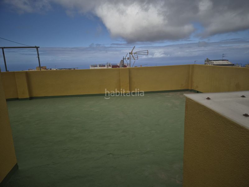 Foto d7123ea8-3d98-490e-801b-489f381ef220. Edifici a Guía de Isora interior Guía de Isora
