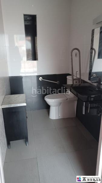 Foto 9e4ac757-45ab-4b63-a1b2-a80195465a80. Location local commercial dans Bermeo