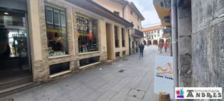Local commercial à Bermeo. Prantzisko deuna atea