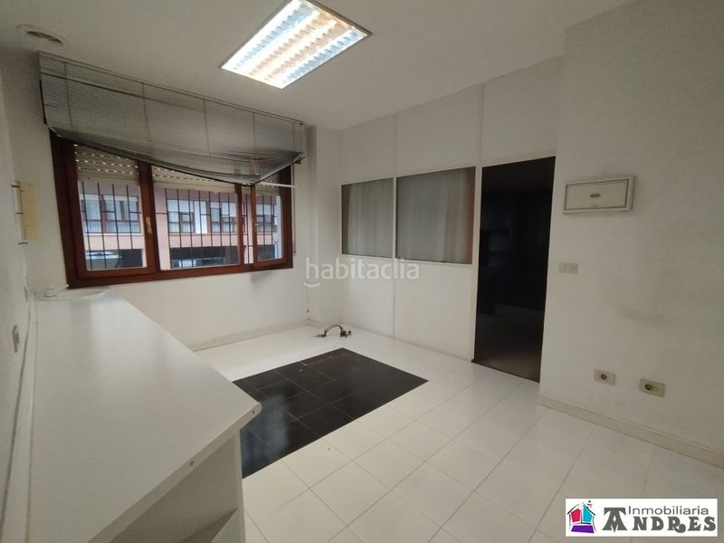 Foto 74749694-392e-45e6-a8bd-aff140e8e049. Local comercial bizkaiko jaurreria con permiso de habitabilidad en Bermeo