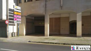 Parking voiture à Bermeo. Zubiur tar kepa
