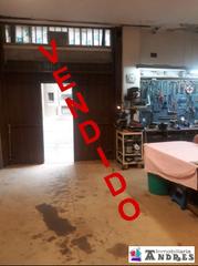 Lloguer Local Comercial a Bermeo. Okarantza bajo local
