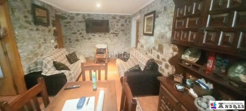 Foto 5e47466e-5ad0-4d71-bd88-f1c5414c2919. House with heating parking in Lemoa