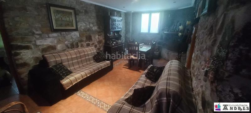 Foto a7a1c7fd-2eb8-4233-b4fd-7c128574ea06. House with heating parking in Lemoa