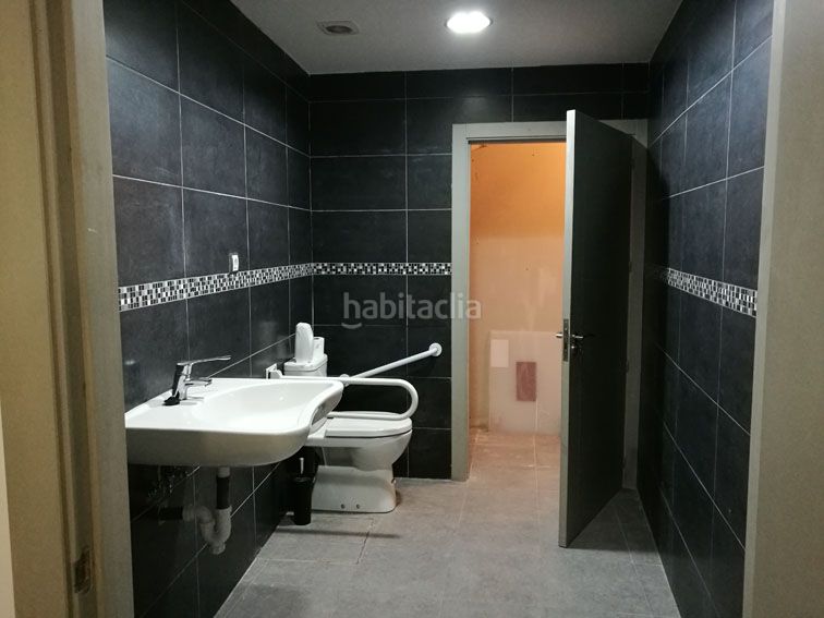 Foto d4140fc5-ae8f-464b-80cb-292a5e402abc. Lloguer local comercial a Bermeo
