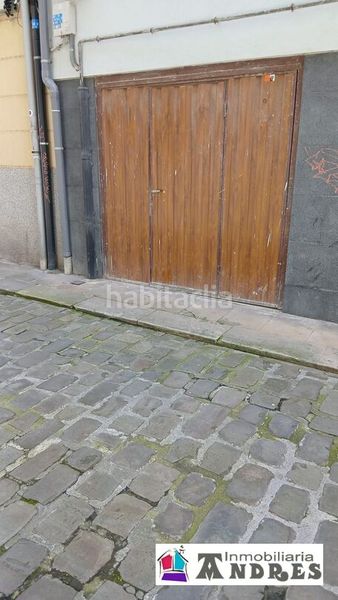Foto 61c0cf6e-1ca4-4098-92bf-e96ca2a8ac50. Aparcament cotxe a Bermeo