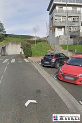 Parking coche en Bermeo. Martin deuna