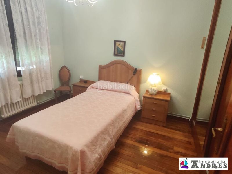 Foto db2cd0a8-ffa1-425d-9d2e-329ead5eb9b0. Pis amb calefacció aparcament a Bermeo