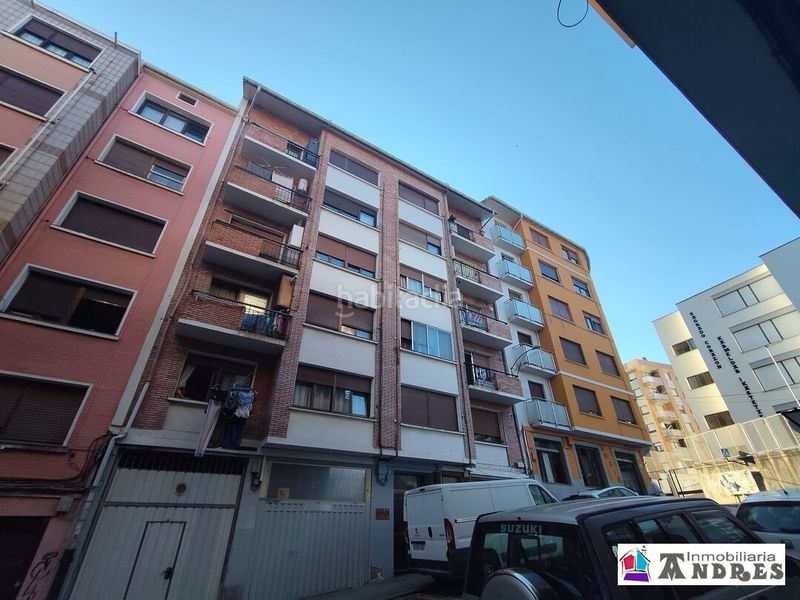 Foto fd82146e-c7bc-4d0b-a4ce-eaab20c3791e. Pis amb calefacció aparcament a Bermeo