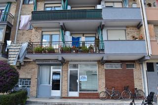 Local Comercial a Aitza kalea 905. Local comercial en azken portu junto a salberdin