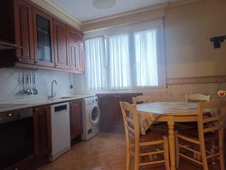 Pis  Zigordia kalea 37. Céntrica vivienda de 2 hab.con ascensor y amplio trastero.