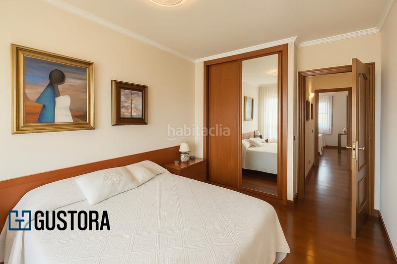 Foto c02e8546-d5f2-4da1-ab4d-3243a76d9c10. Casa aparellada amb calefacció aparcament piscina a Lasarte - Oria