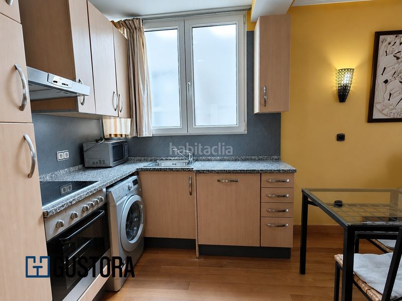 Foto fc1d161a-245a-4c4b-93b6-d2260962477e. Estudi a Área Romántica Donostia - San Sebastián