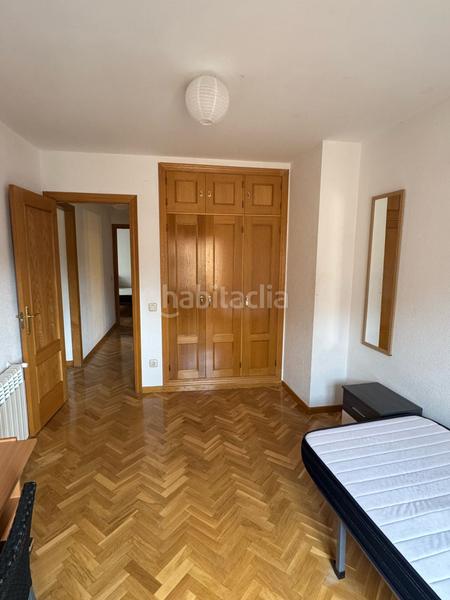 Foto 4f593564-62cc-46a6-a3c6-8fd0be89e9d0. Zweistöckige wohnung mit heizung in Centro Segovia