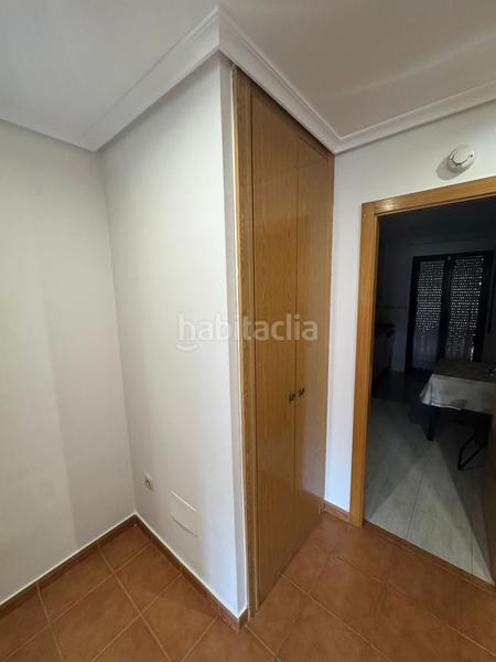 Foto 50575a02-a692-4900-a804-7ee81e1b9fd3. Chalet  adosado en esquina de tres dormitorios y dos baños en venta en Roda de Eresma