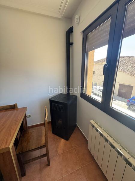 Foto bea628b1-e6b4-4124-928e-d8cb97cf7480. Chalet  adosado en esquina de tres dormitorios y dos baños en venta en Roda de Eresma