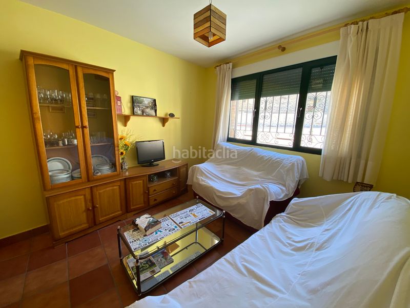 Foto ecbf411d-a1b1-4288-a9f1-27d6b80d1e45. Casa adossada amb calefacció a Valseca