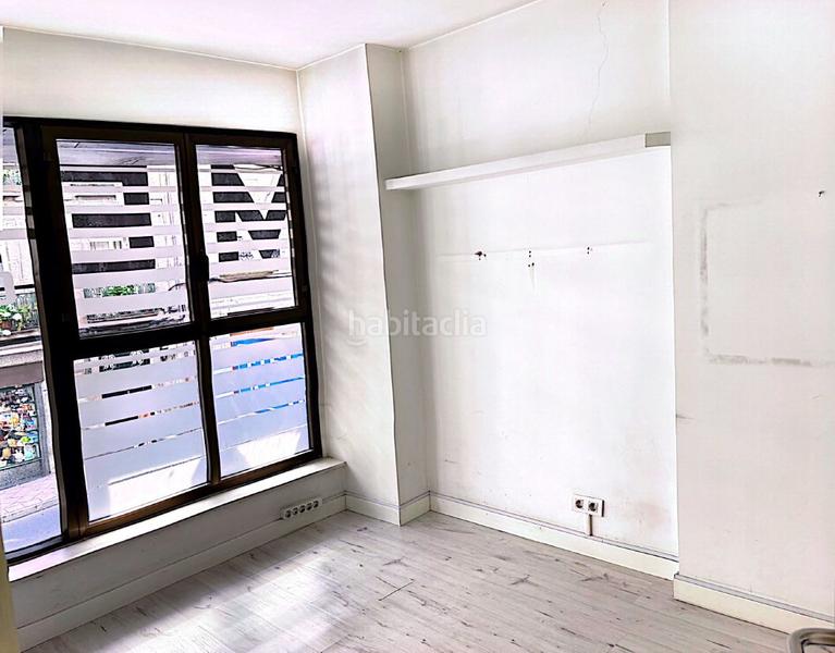 Foto 5c9c4a8e-7875-4c38-8f73-29f47750ceff. Bureau dans rúa do progreso 89 dans Centro Ourense