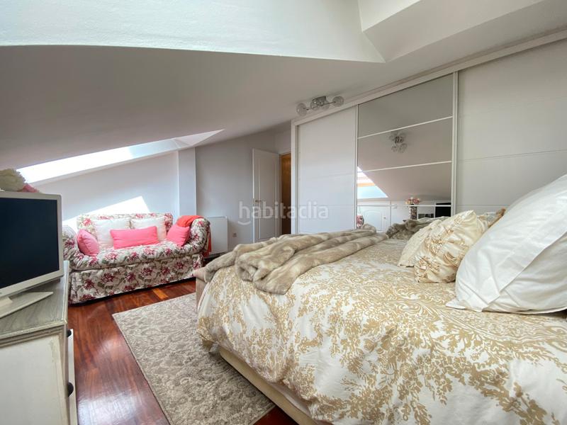 Foto e1fcd686-ad01-4ee6-8246-9ed375095f6b. Etagenwohnung mit heizung parking in San Lázaro - Meixonfrío Santiago de Compostela