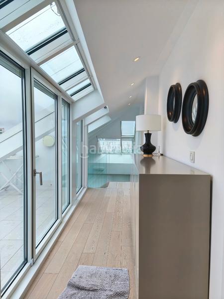 Foto 1d2c66ef-813f-437a-923d-8b202c687698. Dúplex amb calefacció aparcament piscina a Conxo Santiago de Compostela