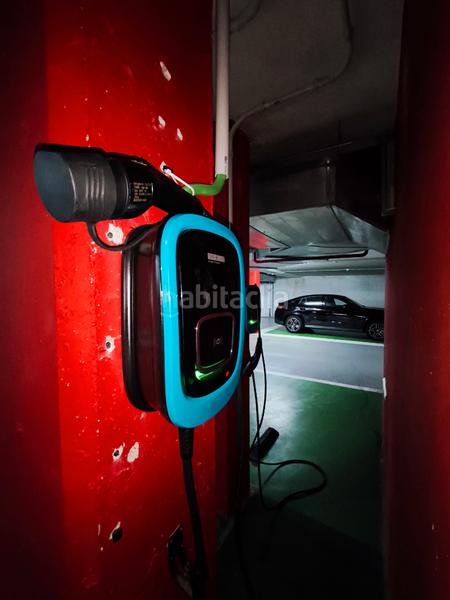 Foto a6e54c26-ec4c-44a6-b600-bd22339f005e. Zweistöckige wohnung mit heizung parking pool in Conxo Santiago de Compostela