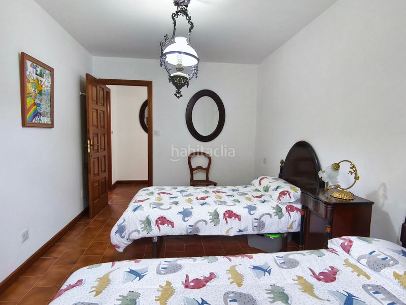 Foto 4011a46a-748a-4335-8d84-bf1ea4e58f9b. Casa amb xemeneia calefacció aparcament a Castiñeiriño - Cruceiro de Sar Santiago de Compostela