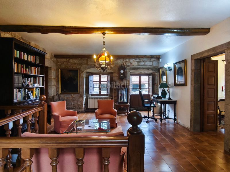 Foto 41b33712-c838-43b5-9651-045e5e3b05ea. Casa amb xemeneia calefacció aparcament a Castiñeiriño - Cruceiro de Sar Santiago de Compostela