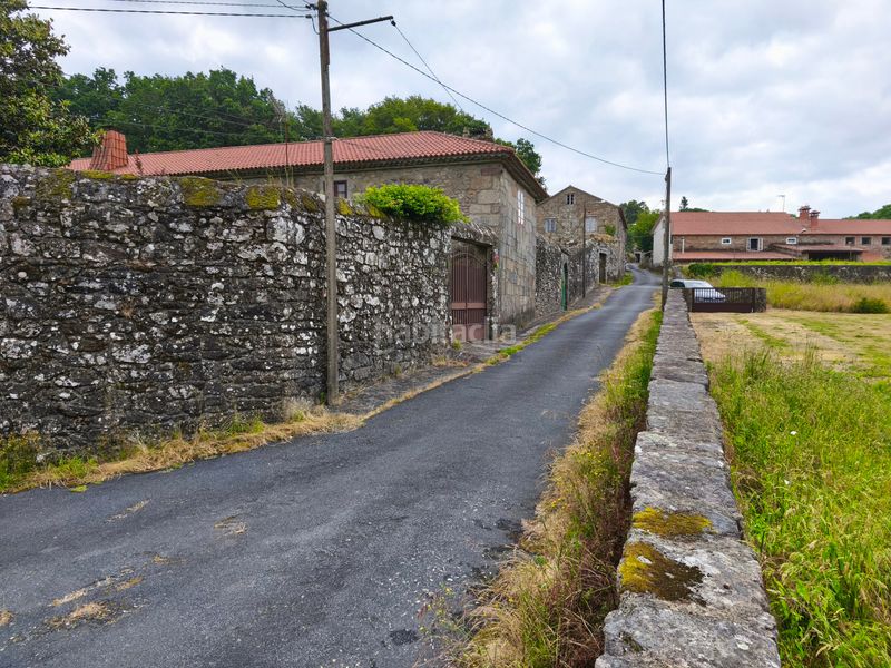 Foto 4d7f22a0-2103-46e5-904b-96cb6b072163. Casa amb xemeneia calefacció aparcament a Castiñeiriño - Cruceiro de Sar Santiago de Compostela